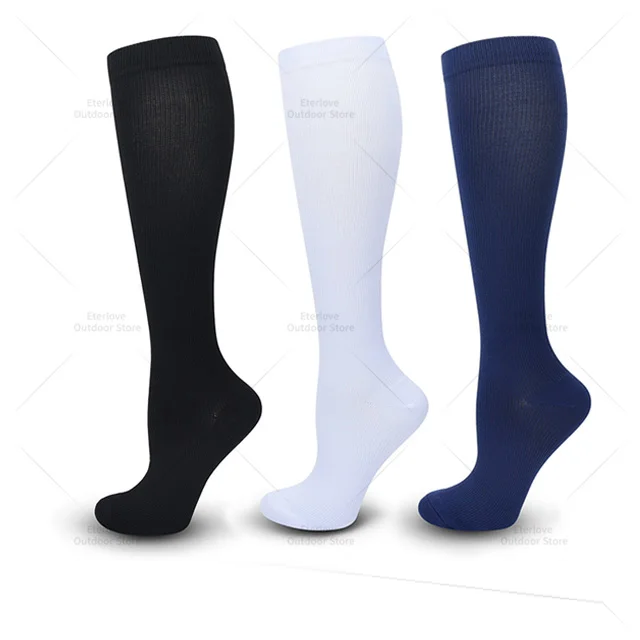 3 Pairs of Knee-High Compression Socks - FitSupport