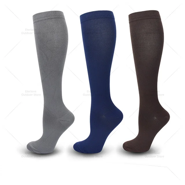 3 Pairs of Knee-High Compression Socks - FitSupport