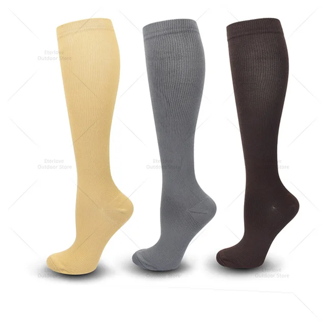 3 Pairs of Knee-High Compression Socks - FitSupport