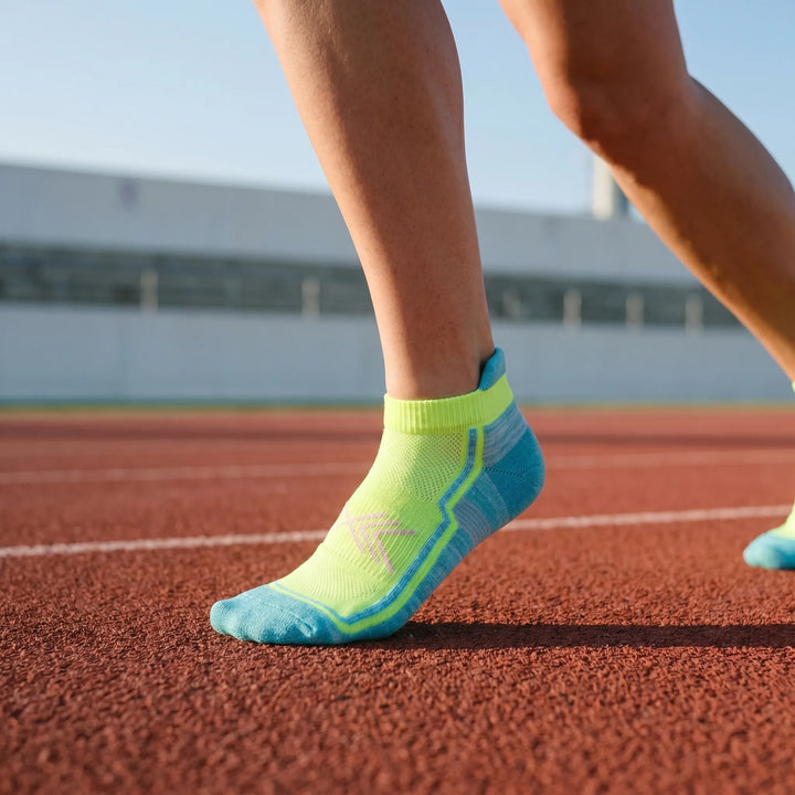 Ankle-Length Athletic Socks - Julia