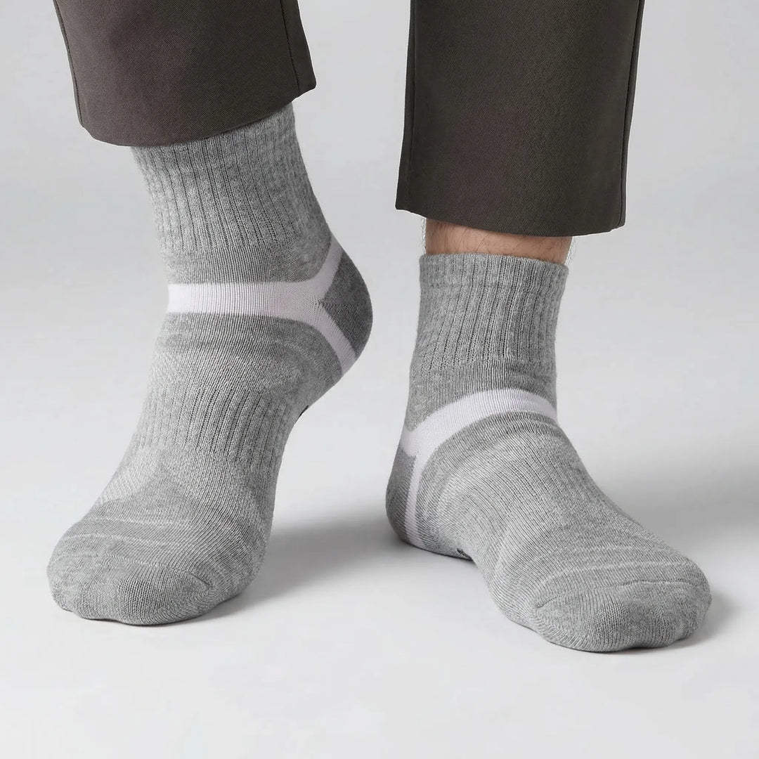 Breathable Ankle-Length Athletic Socks - Traxwear