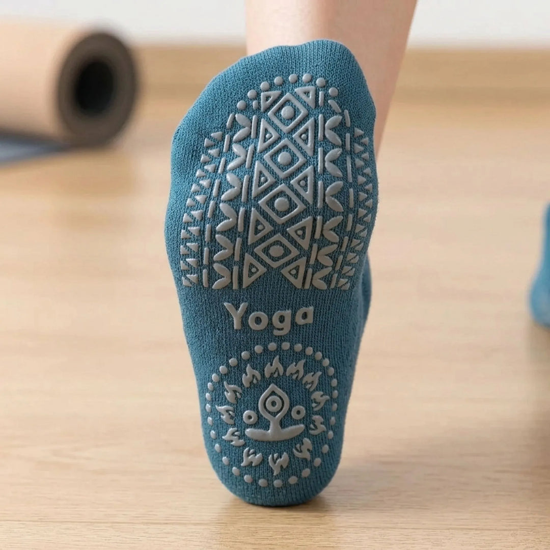 Textured Non-Slip Yoga Socks - Kathleen