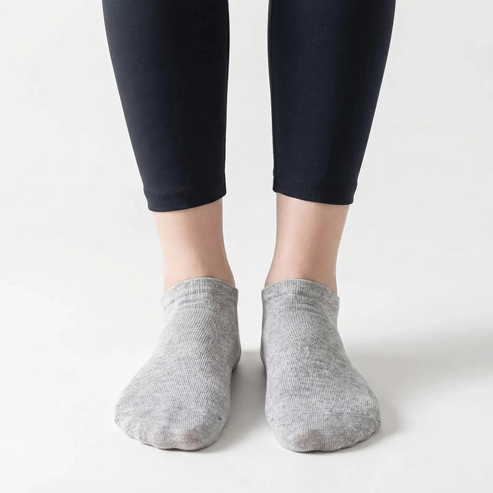 Unisex Low-Cut Ankle Socks - Anklivo