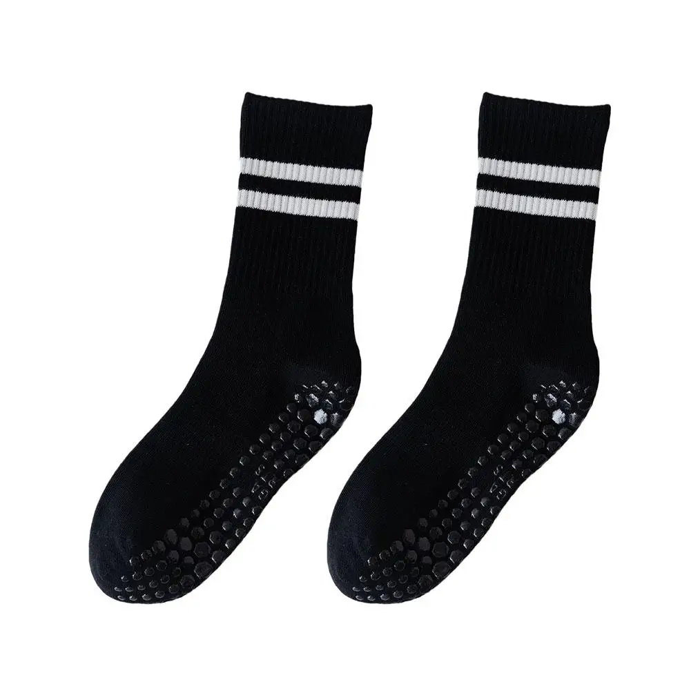 Anti-slip Mid-Tube Sports Socks for Fitness and Yoga - GripFit